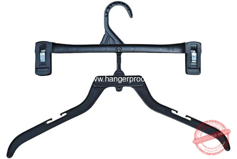 Semi-Automatic-Kids-Pants-Suit-Bottom-Clip-Hanger-Plastic-Peg-and-Metal-Clip-Assembling-Installing-Machine