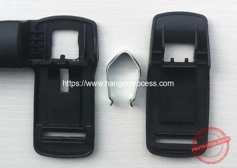 Semi-Automatic-Suit-Bottom-Clip-Hanger-Plastic-Peg-and-Metal-Clip-Assembling-Machine-Function